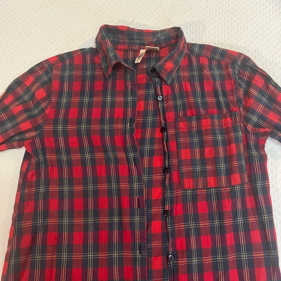 Flannels Of All Shape And Sizes - Picture 7 of 9